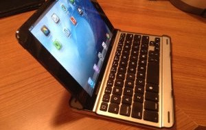Cool Little Keyboard for the iPad Mini [Review]